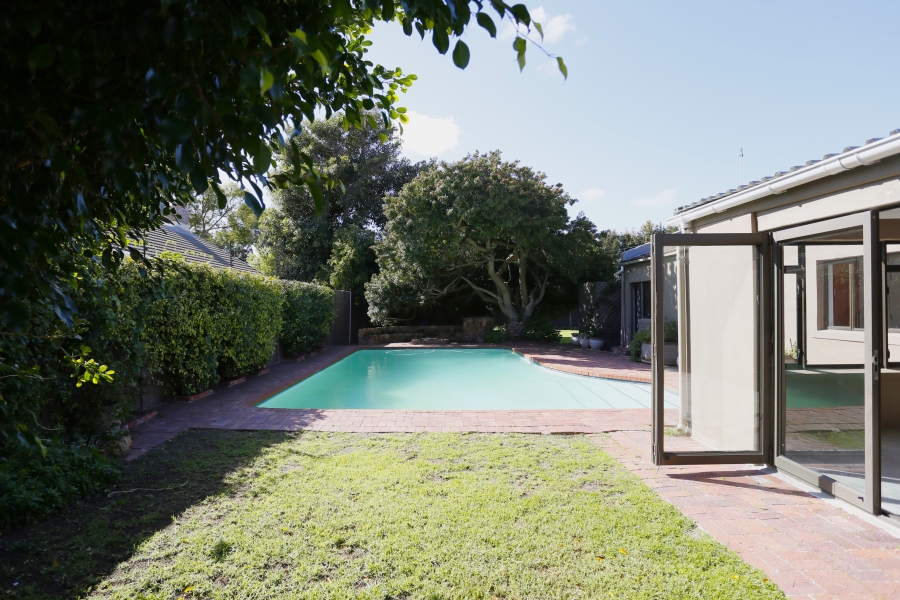 To Let 4 Bedroom Property for Rent in Tokai Western Cape